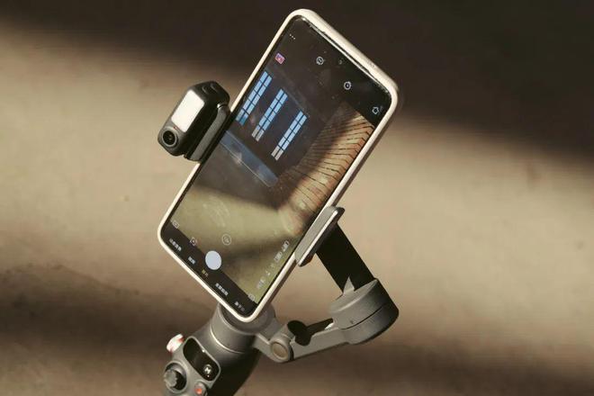 blie 7 Pro稳定器首发初体验！九游会J9549元！大疆OSMO Mo(图9)
